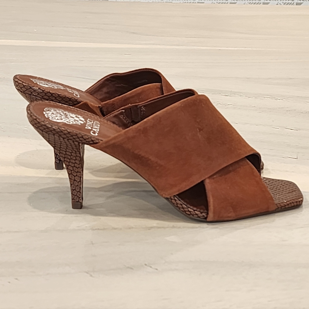 Vince Camuto Women's Rehnya Warm Caramel Suede Cris Cross Heel Sandal Size 9 - Picture 6 of 8